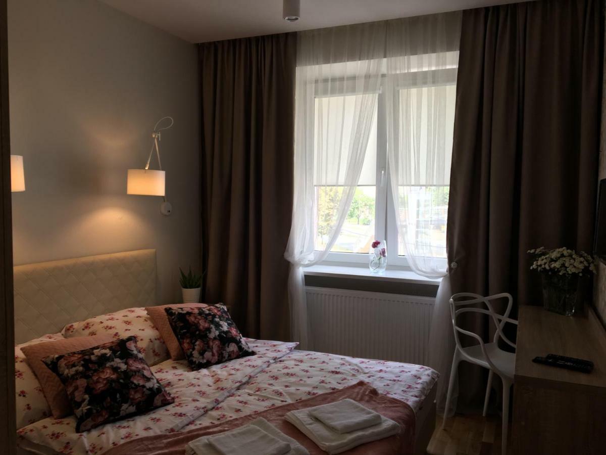 Family & Business Elegant Apartments Ul Astronautow Centrum Downtown - 3 Bedroom, Parking Kielce Kültér fotó