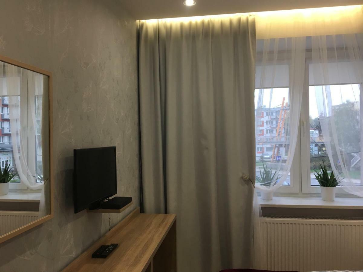 Family & Business Elegant Apartments Ul Astronautow Centrum Downtown - 3 Bedroom, Parking Kielce Kültér fotó